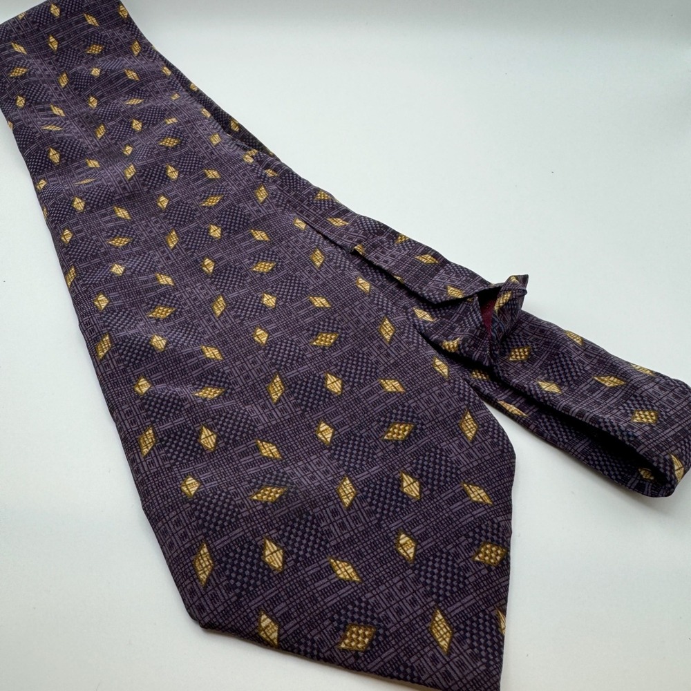 Vintage Claiborne Tie Purple Geometric Diamond 100% Silk Professional Necktie
